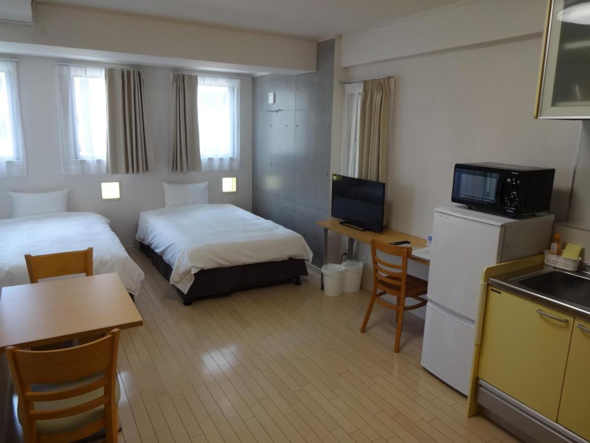 Across Omoromachi Naha Aparthotel Eksteriør bilde